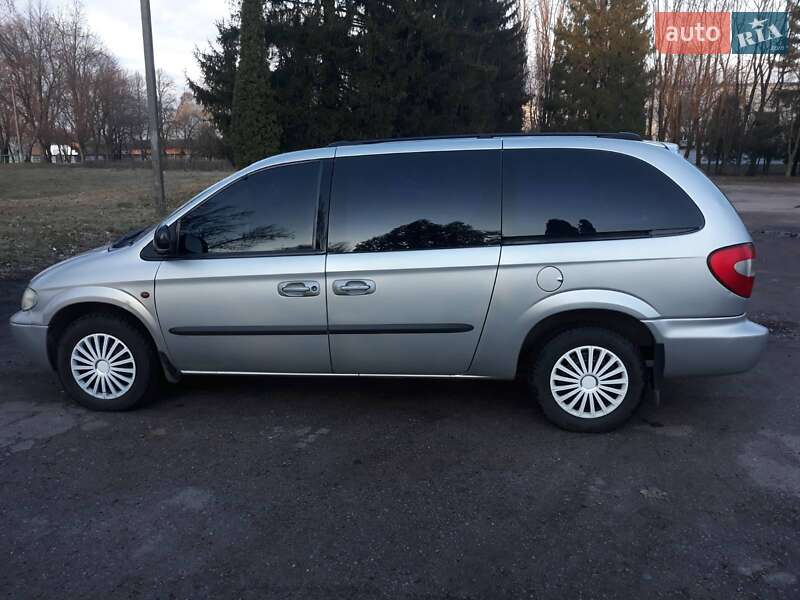 Минивэн Chrysler Grand Voyager 2003 в Нежине