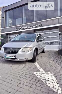 Мінівен Chrysler Grand Voyager 2007 в Львові