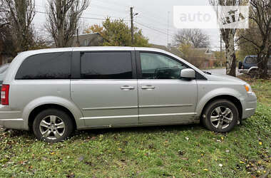 Минивэн Chrysler Grand Voyager 2008 в Киеве