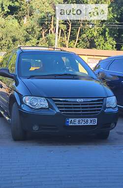 Мінівен Chrysler Grand Voyager 2006 в Дніпрі