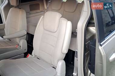 Минивэн Chrysler Grand Voyager 2008 в 