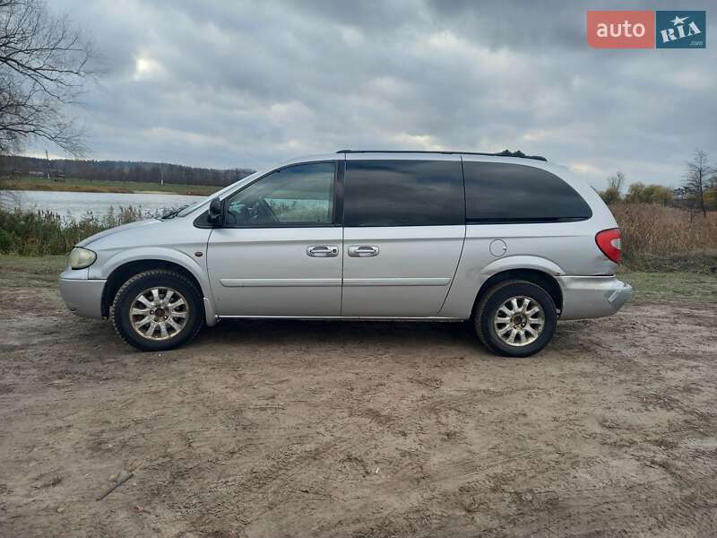 Универсал Chrysler Grand Voyager 2004 в Богодухове