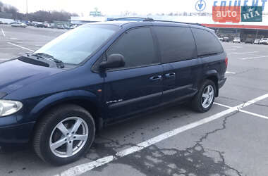 Минивэн Chrysler Grand Voyager 2003 в Ужгороде