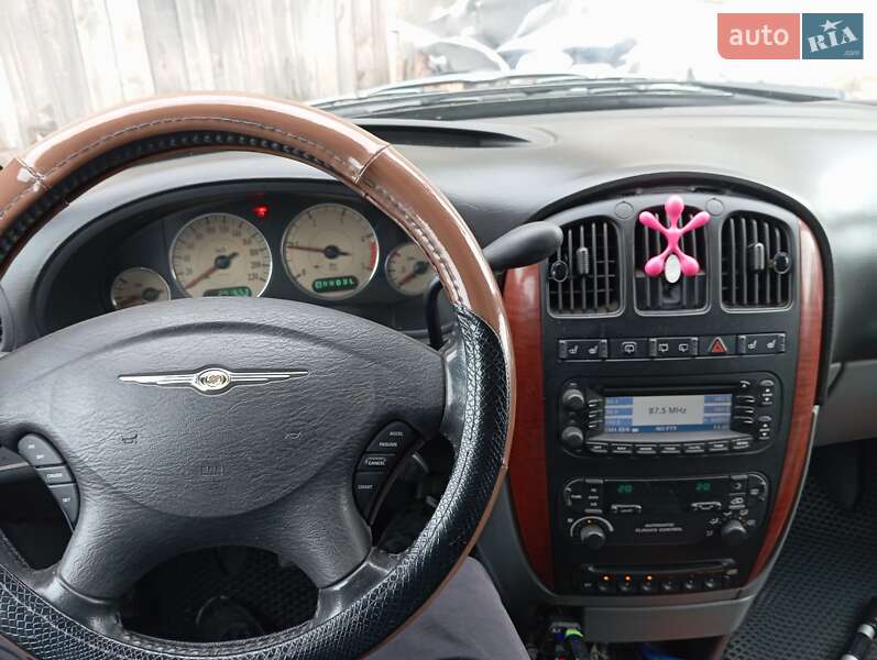 Мінівен Chrysler Grand Voyager 2005 в Знам'янці фото 8 Мінівен Chrysler Grand Voyager 2005 в Знам'янці