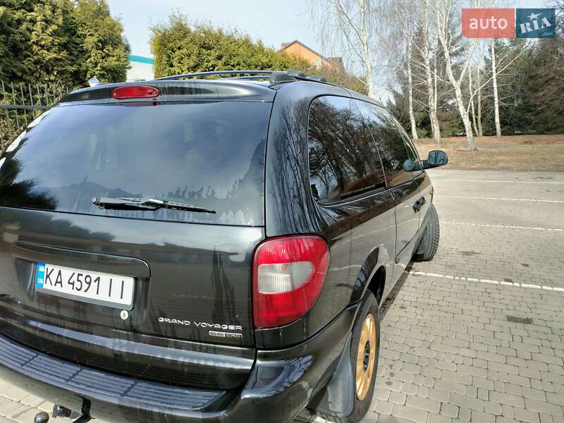 Минивэн Chrysler Grand Voyager 2004 в Василькове