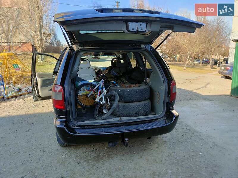 Минивэн Chrysler Grand Voyager 2004 в Василькове