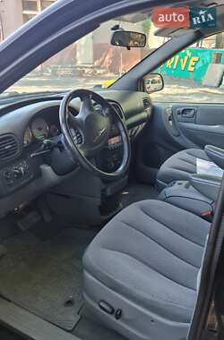 Минивэн Chrysler Grand Voyager 2007 в 