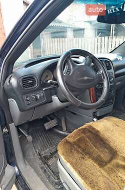 Минивэн Chrysler Grand Voyager 2006 в 