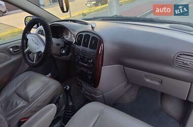 Мінівен Chrysler Grand Voyager 2001 в 