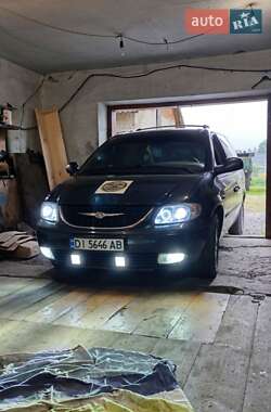 Минивэн Chrysler Grand Voyager 2003 в Львове