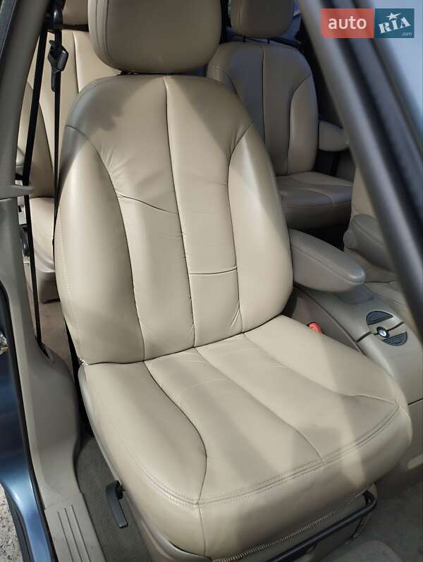 Мінівен Chrysler Grand Voyager 2001 в Києві