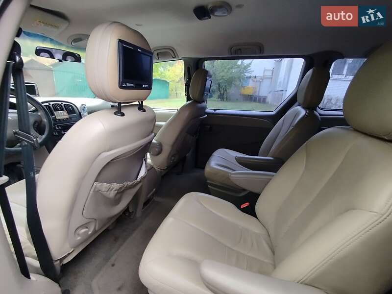 Минивэн Chrysler Grand Voyager 2001 в Киеве фото 20 Минивэн Chrysler Grand Voyager 2001 в Киеве