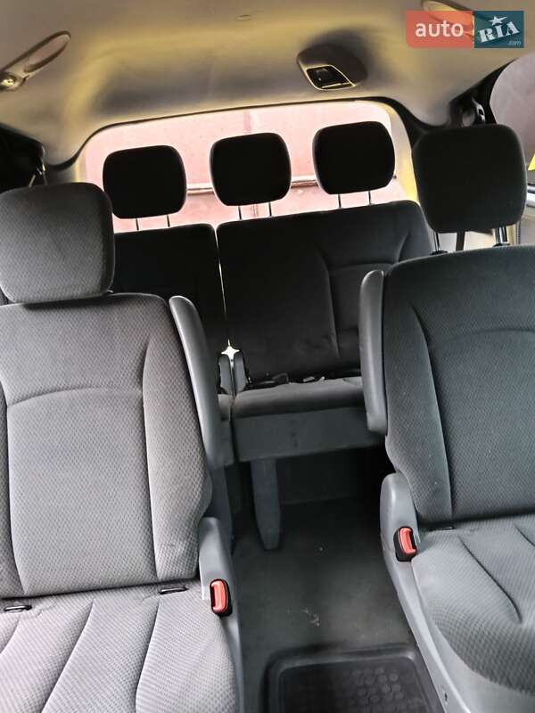 Минивэн Chrysler Grand Voyager 2006 в Люботине фото 3 Минивэн Chrysler Grand Voyager 2006 в Люботине