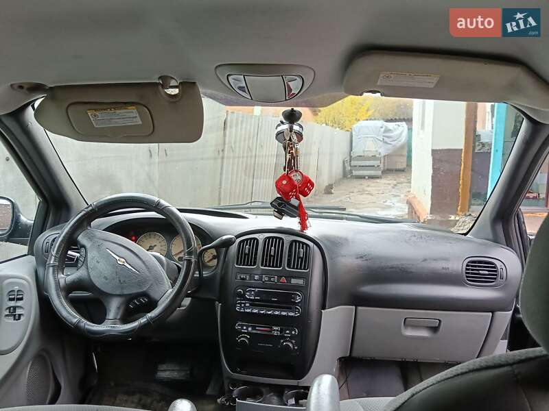 Минивэн Chrysler Grand Voyager 2006 в Люботине фото 8 Минивэн Chrysler Grand Voyager 2006 в Люботине