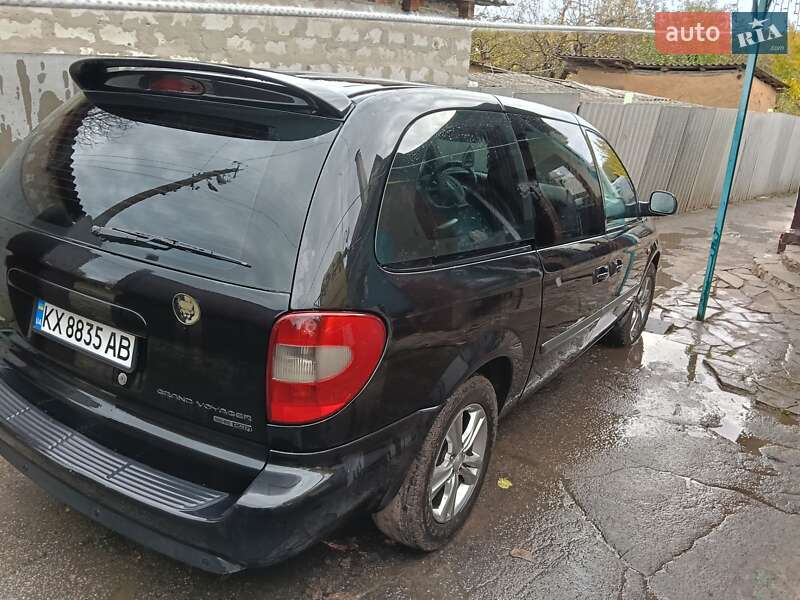 Минивэн Chrysler Grand Voyager 2006 в Люботине фото 13 Минивэн Chrysler Grand Voyager 2006 в Люботине