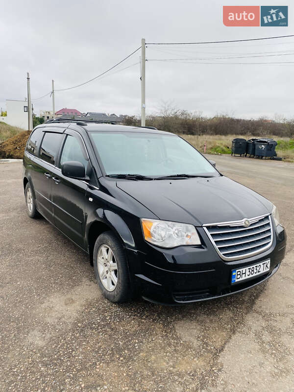 Мінівен Chrysler Grand Voyager 2010 в Одесі