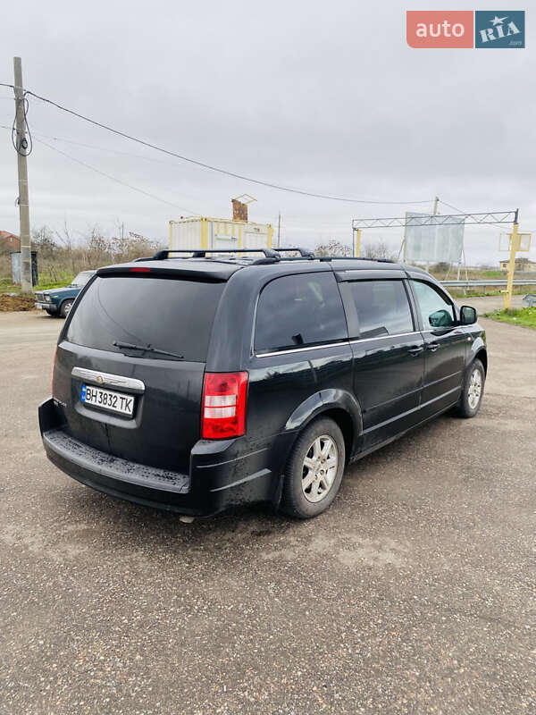 Мінівен Chrysler Grand Voyager 2010 в Одесі