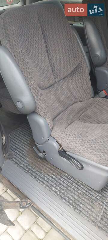Мінівен Chrysler Grand Voyager 2000 в Локачах