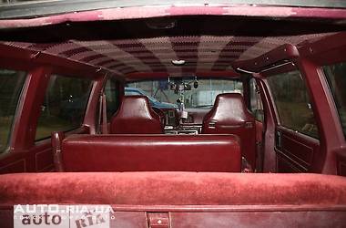 Минивэн Chrysler Grand Voyager 1990 в 