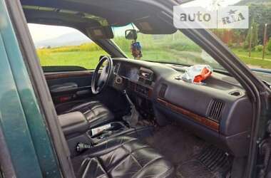 Внедорожник / Кроссовер Chrysler Jeep Cherokee 1996 в Сваляве