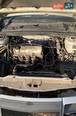 Купе Chrysler LE Baron 1989 в 
