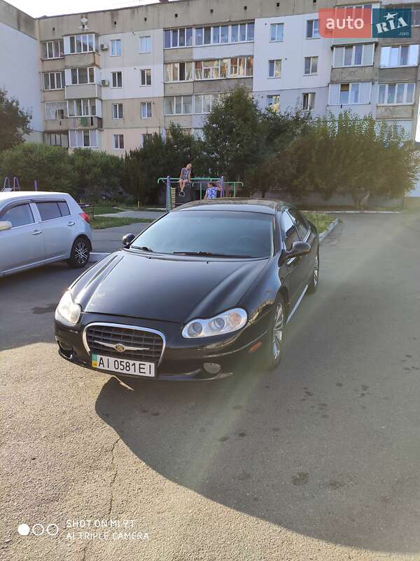 Chrysler LHS 2001