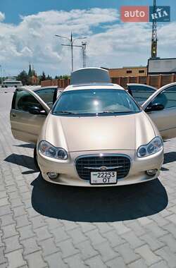 Седан Chrysler LHS 2001 в 