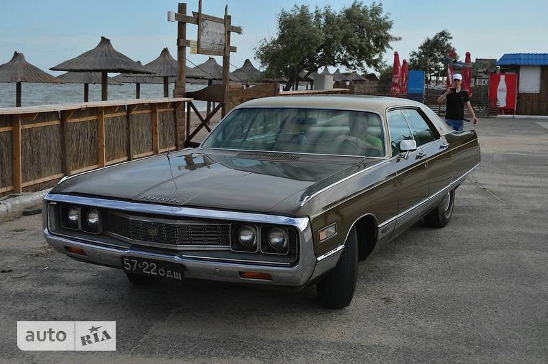 Седан Chrysler New Yorker 1971 в 
