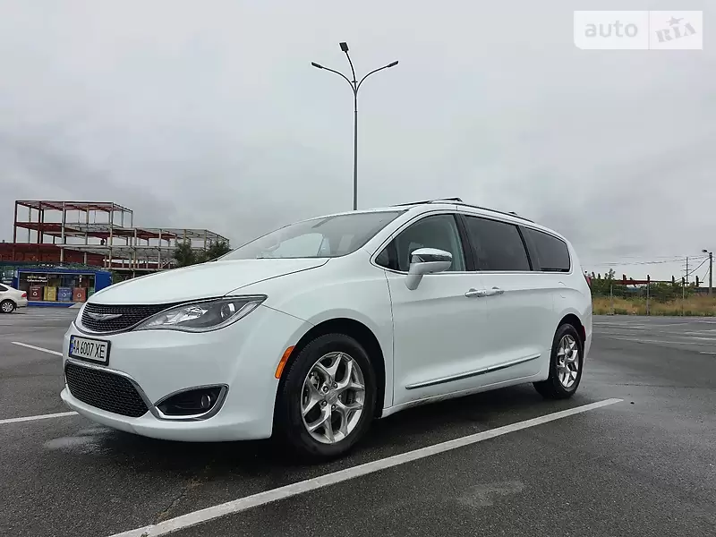 Chrysler Pacifica 2016