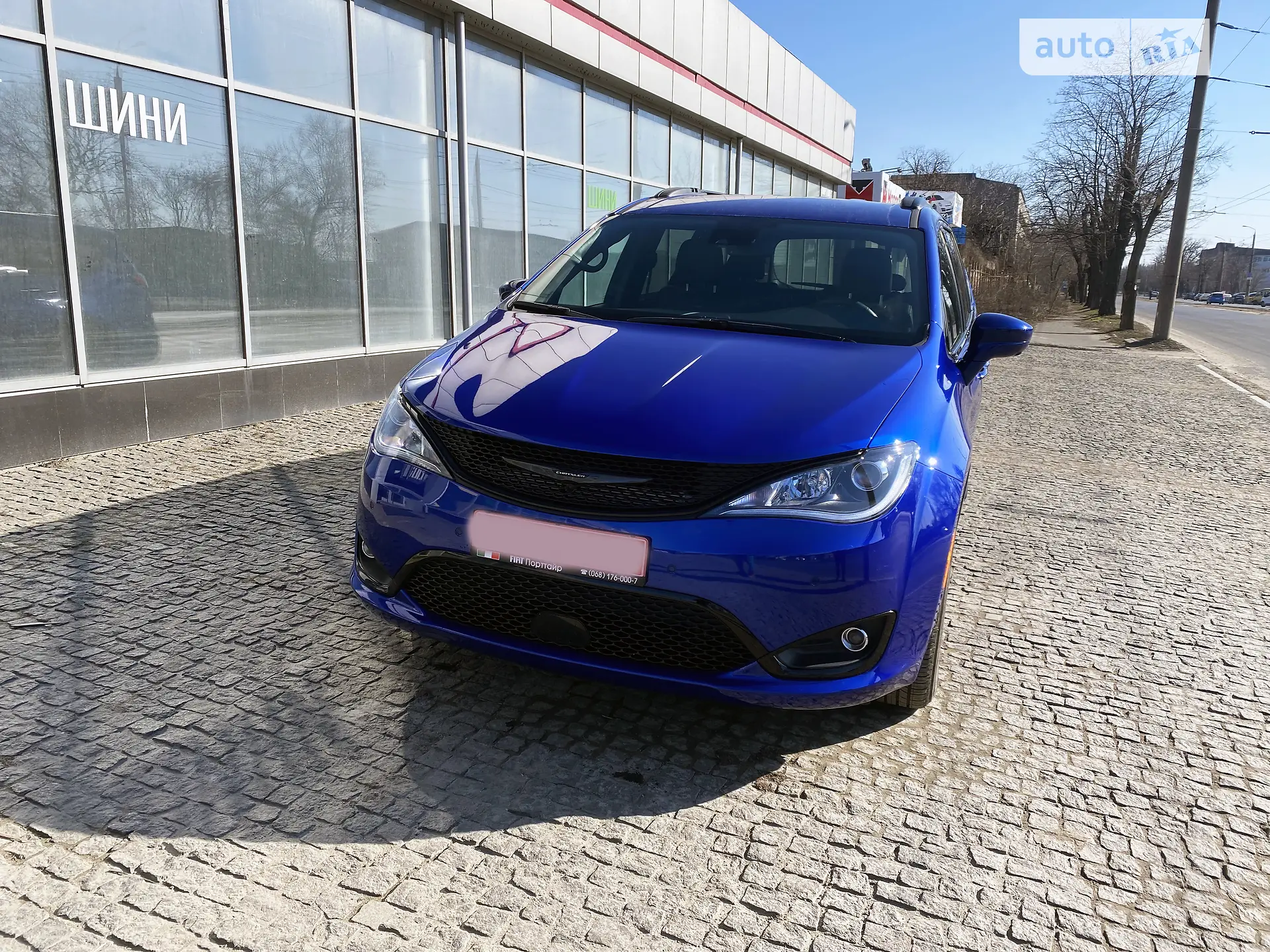 2020 Chrysler Pacifica - мініатюра 2