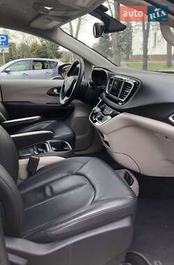 Седан Chrysler Pacifica 2018 в Полтаве фото 9 Седан Chrysler Pacifica 2018 в Полтаве