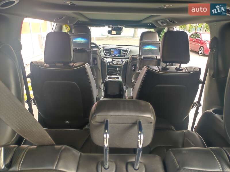 Минивэн Chrysler Pacifica 2019 в Днепре
