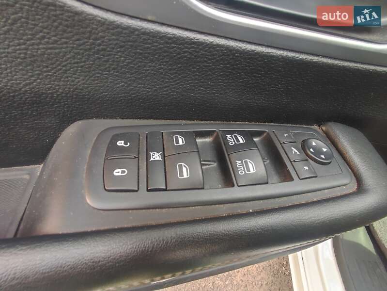 Минивэн Chrysler Pacifica 2019 в Днепре