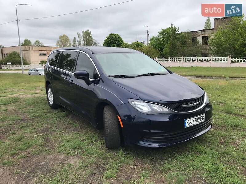 Chrysler Pacifica 2016