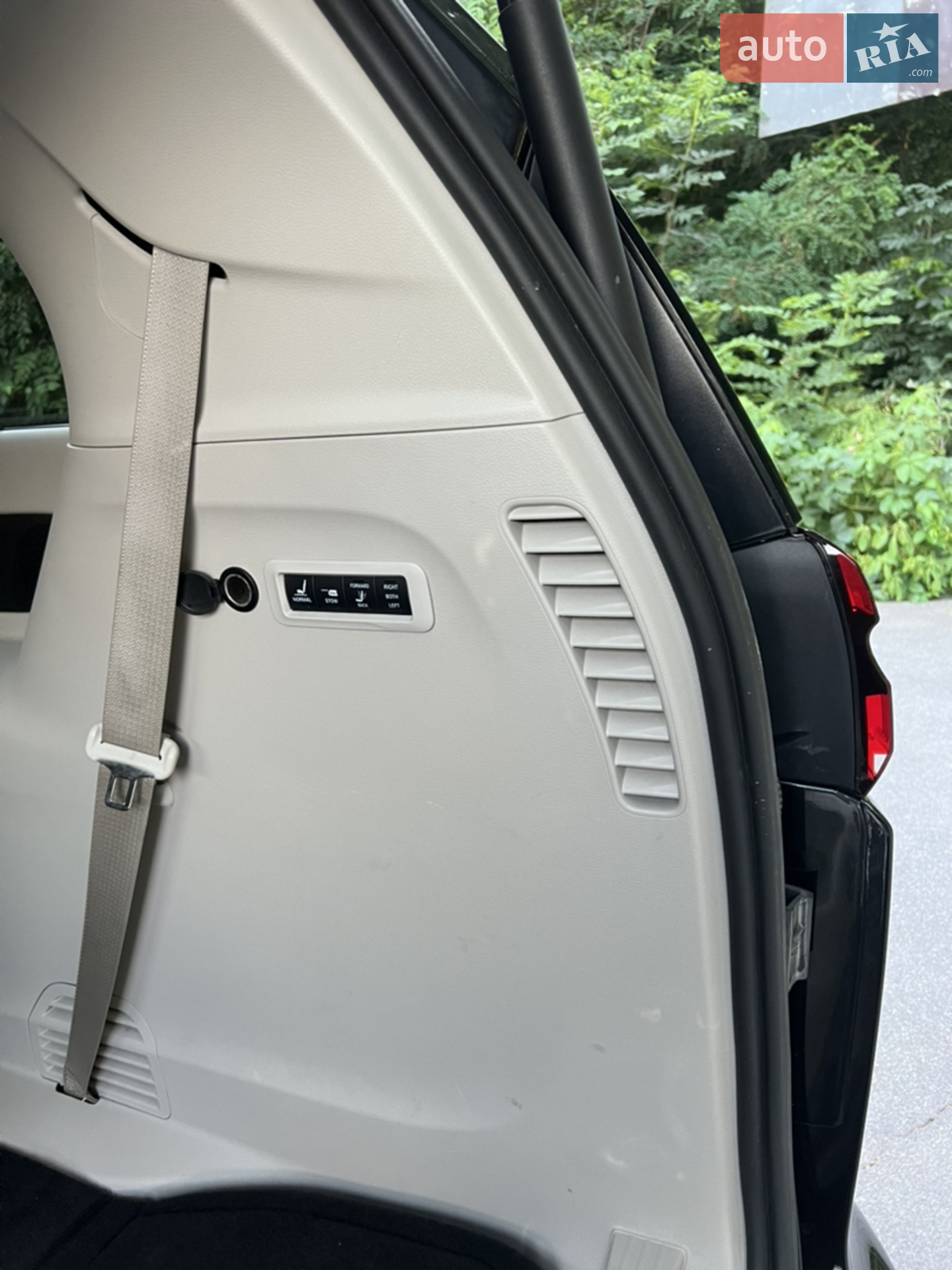 2021 Chrysler Pacifica - мініатюра 30