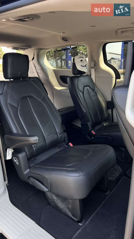 Минивэн Chrysler Pacifica 2017 в Одессе фото 10 Минивэн Chrysler Pacifica 2017 в Одессе