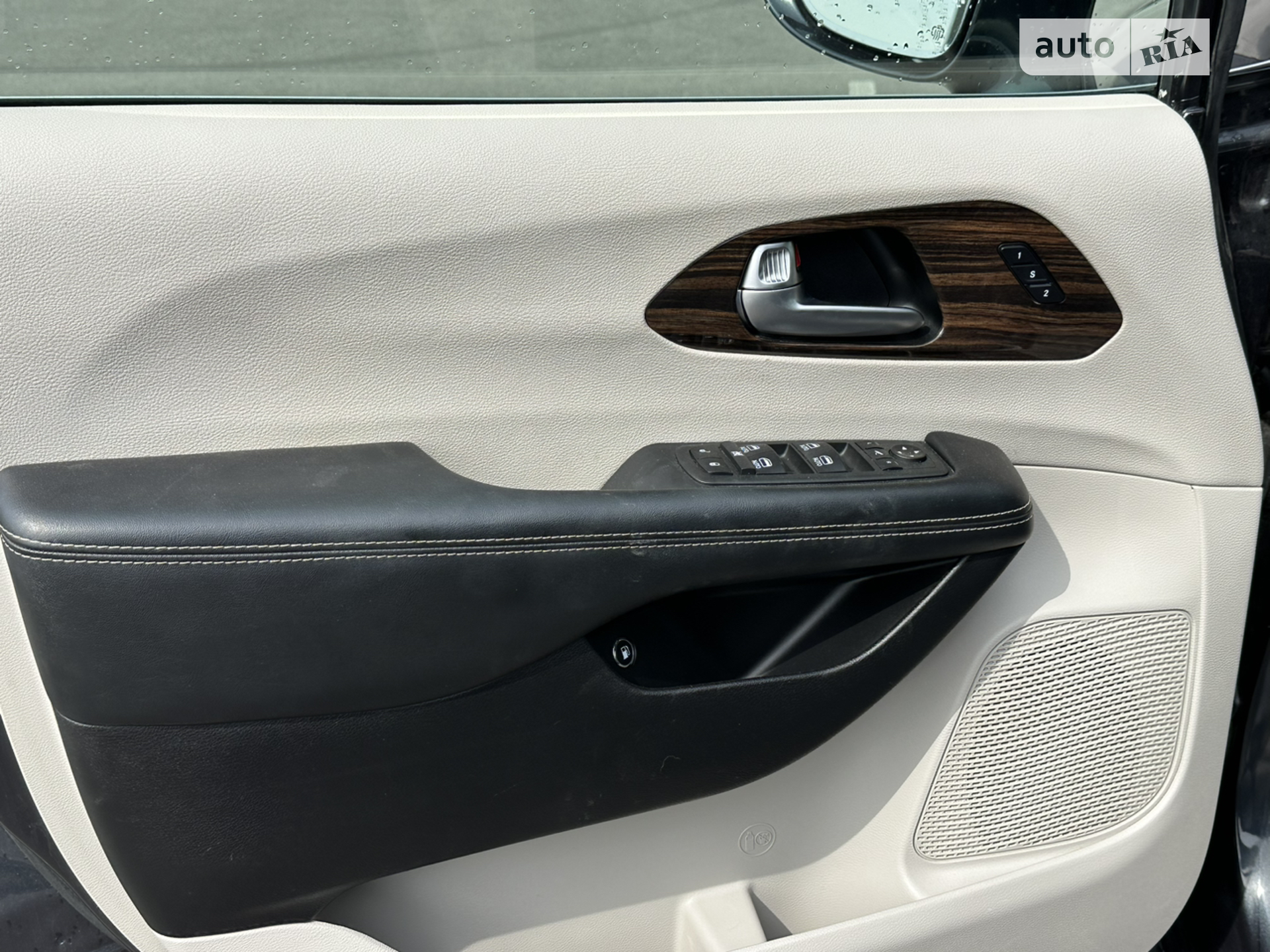 2020 Chrysler Pacifica - мініатюра 16