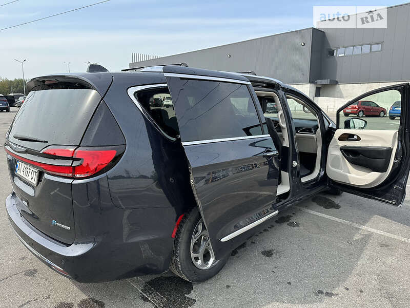 Минивэн Chrysler Pacifica 2020 в Ирпене