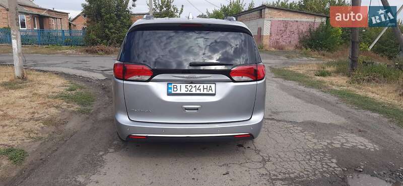 Минивэн Chrysler Pacifica 2019 в Карловке фото 4 Минивэн Chrysler Pacifica 2019 в Карловке