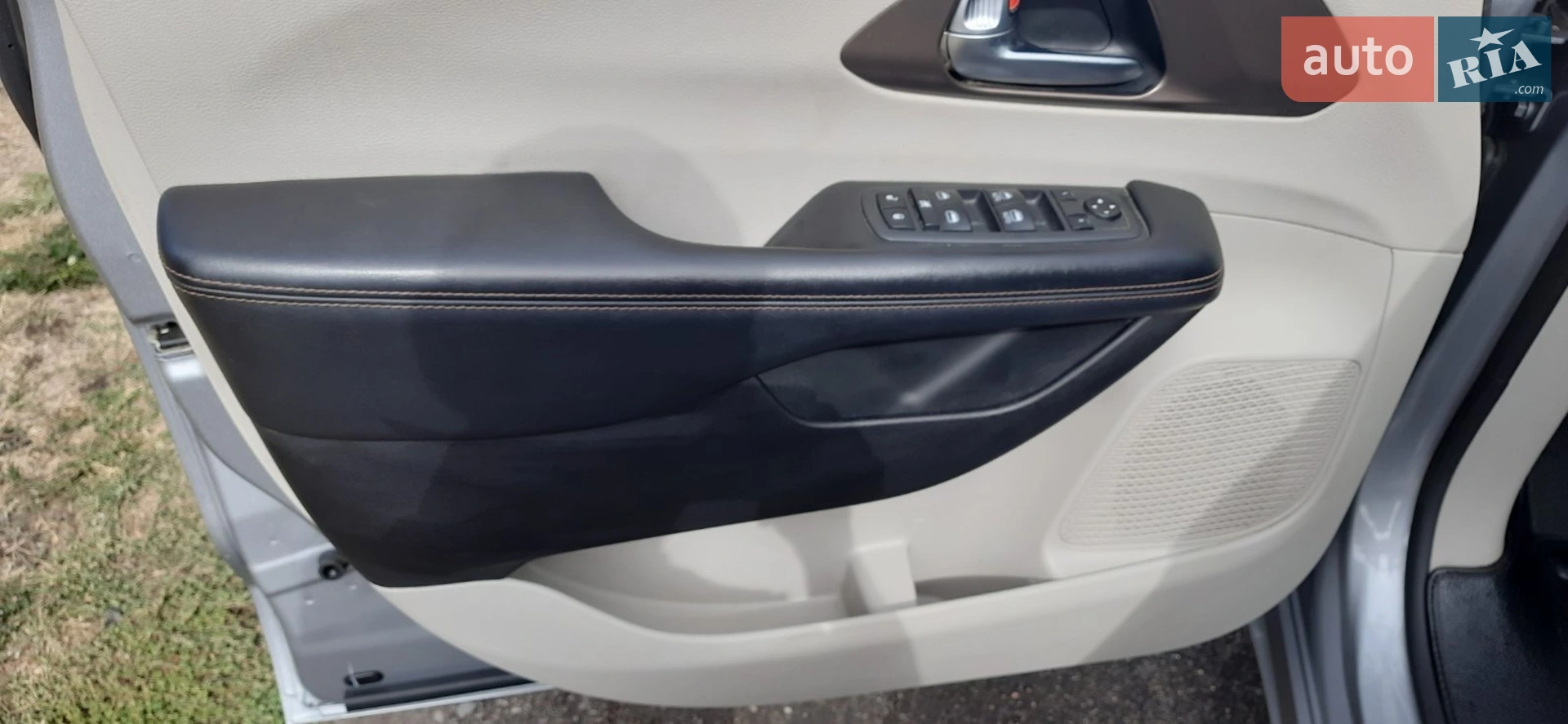2019 Chrysler Pacifica - мініатюра 8