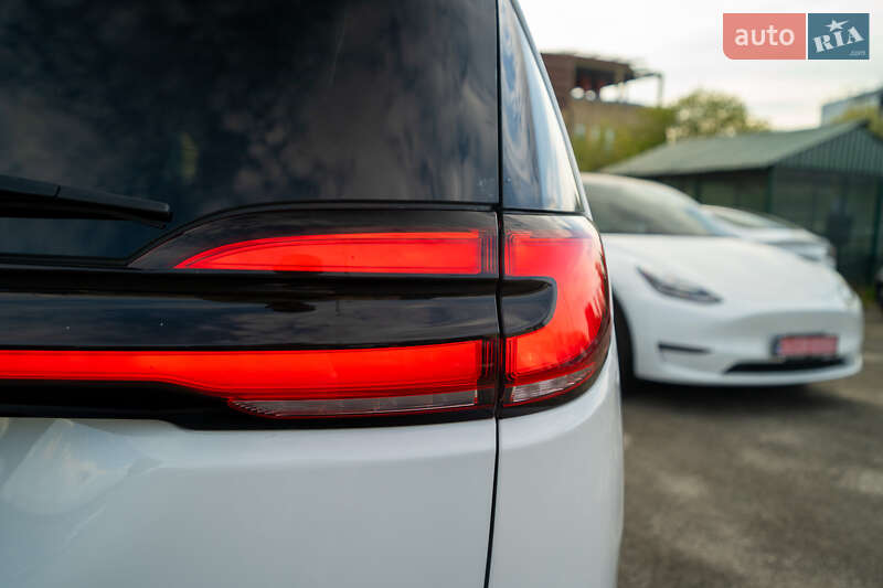 Минивэн Chrysler Pacifica 2021 в Киеве фото 13 Минивэн Chrysler Pacifica 2021 в Киеве