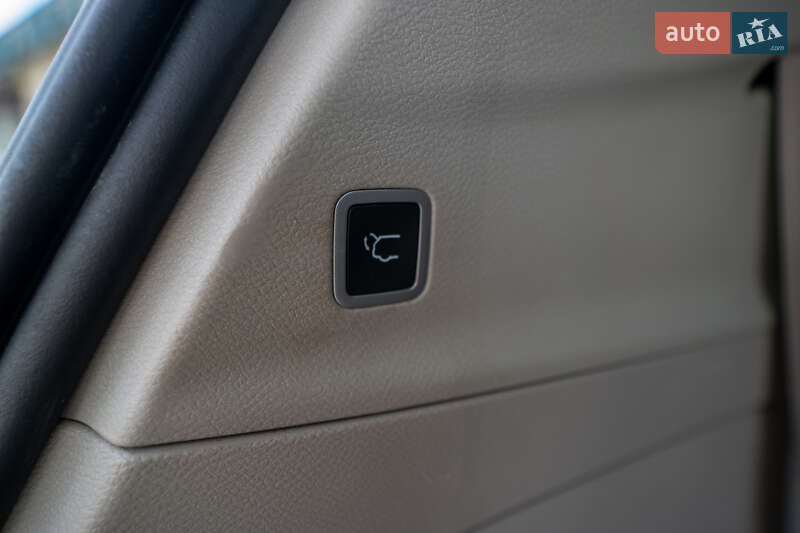 Минивэн Chrysler Pacifica 2021 в Киеве фото 35 Минивэн Chrysler Pacifica 2021 в Киеве