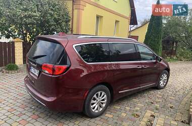 Минивэн Chrysler Pacifica 2019 в Трускавце