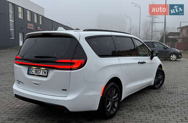 Минивэн Chrysler Pacifica 2020 в Стрые