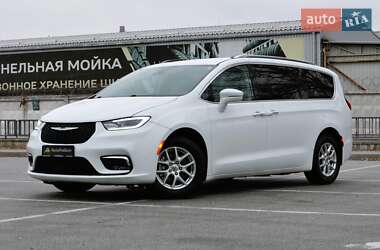 Мінівен Chrysler Pacifica 2021 в Києві