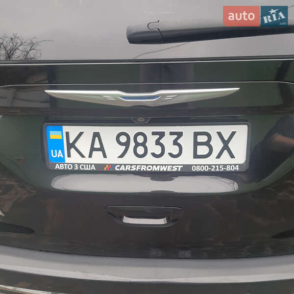 Минивэн Chrysler Pacifica 2016 в Ахтырке