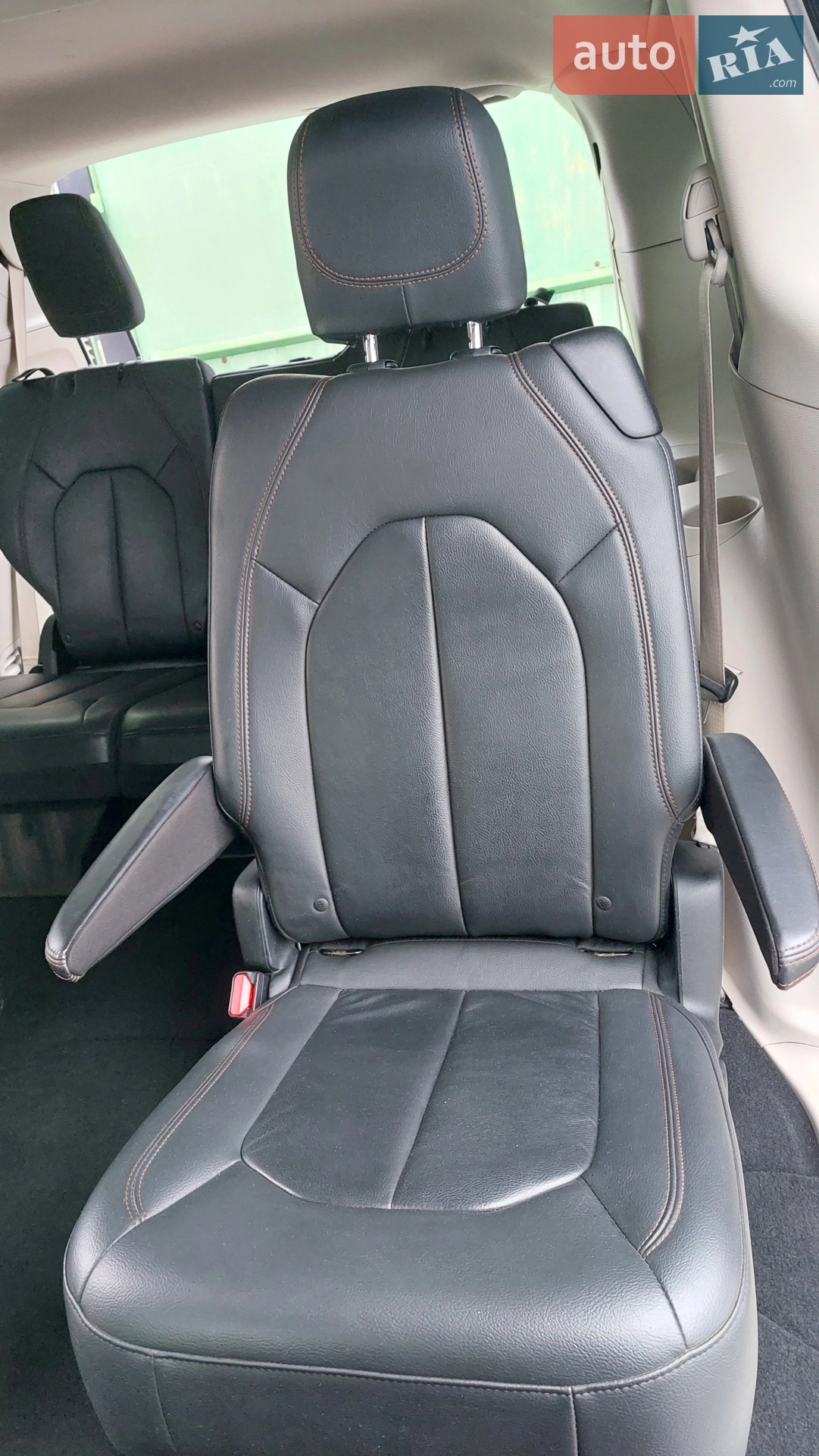 2016 Chrysler Pacifica - мініатюра 86