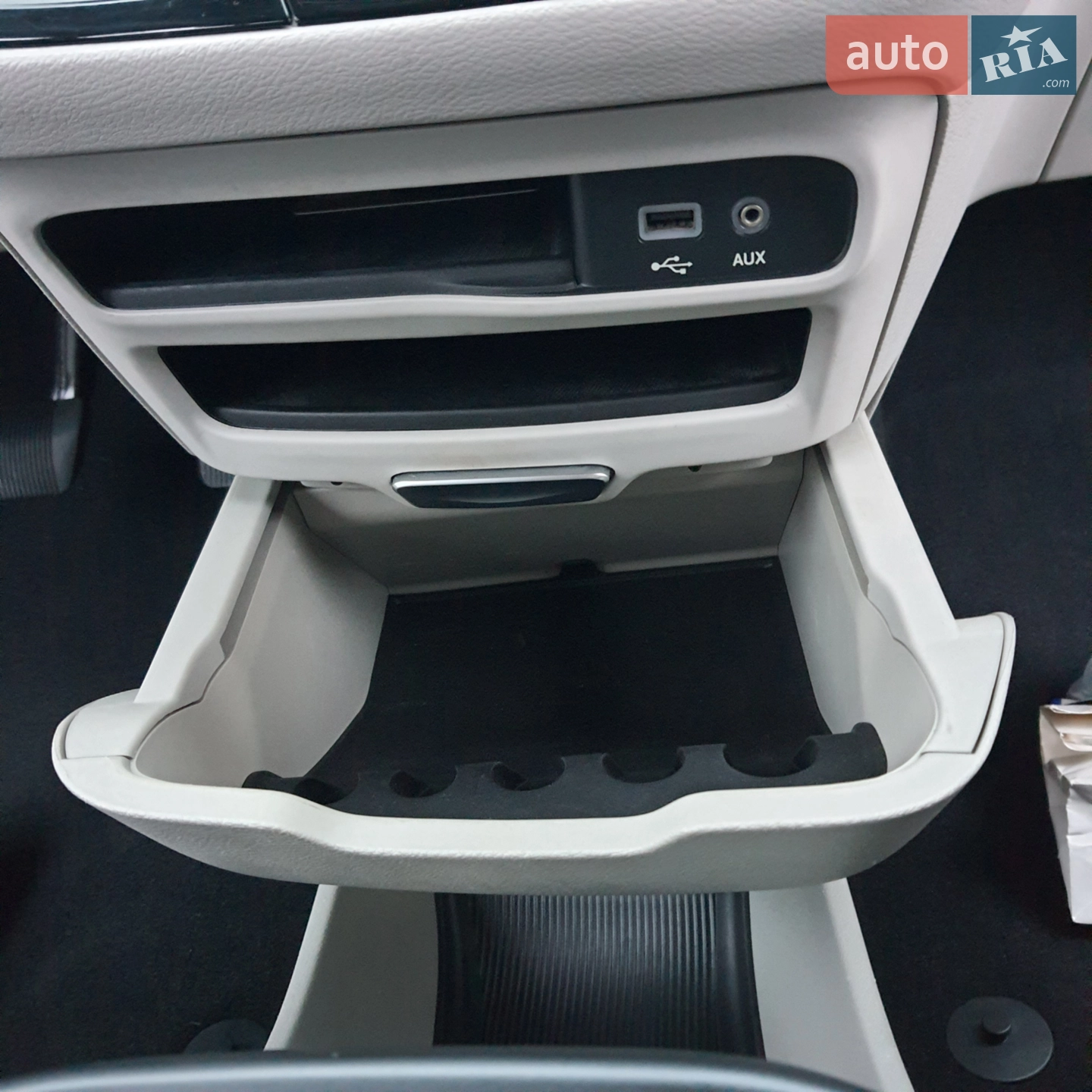2016 Chrysler Pacifica - мініатюра 55
