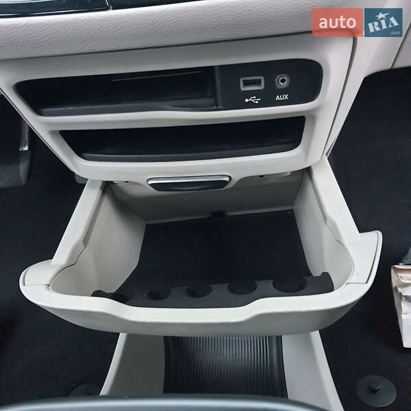 Минивэн Chrysler Pacifica 2016 в Ахтырке