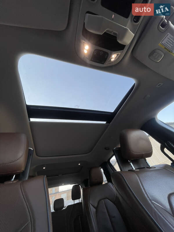 Мінівен Chrysler Pacifica 2018 в Києві
